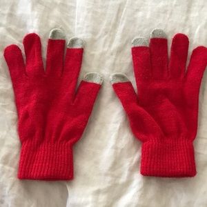 Red gloves for iPhone
